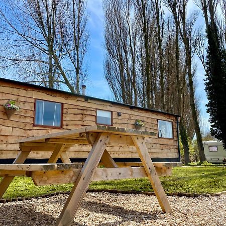 Poplar Lodge Log Caravan Kirkby on Bain 외부 사진