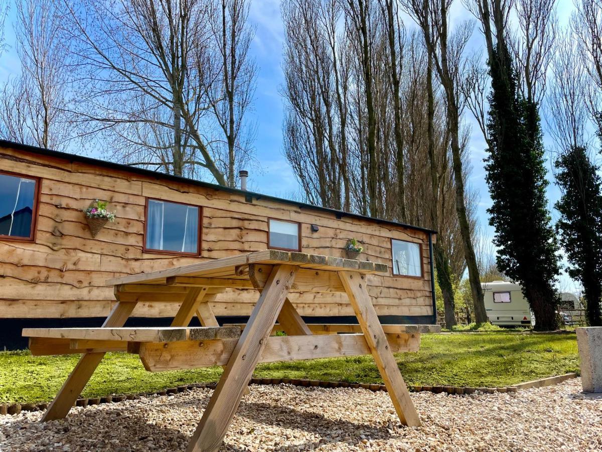 Poplar Lodge Log Caravan Kirkby on Bain 외부 사진